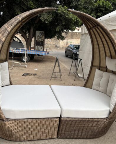 Lit de Jour en Rotin “Oasis” – Chaise Longue d’Extérieur avec Coussins Confortables