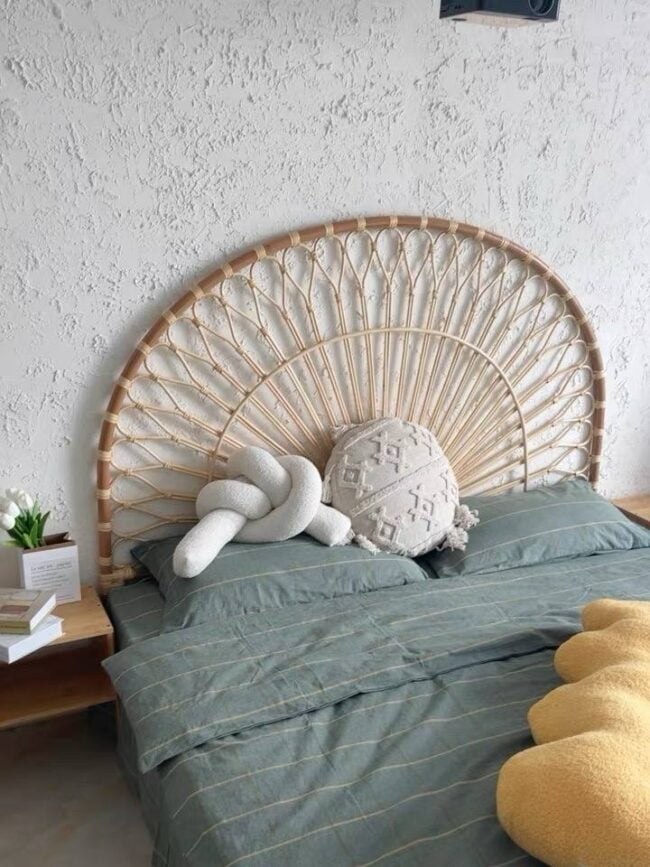 Tête de Lit en Rotin - Élégance Naturelle pour Votre Chambre chez dar rotin darrotin.com au maroc rabat salé casablanca marrakech tanger