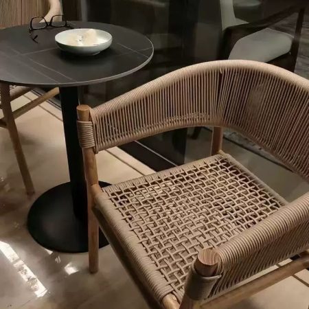 chaise bois et corde tressée, chaise design naturelle, chaise artisanale balcon intérieur