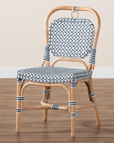 Chaise Bistro Parisienne Capucine – Rotin Naturel et Tressage Bleu Marine & Blanc