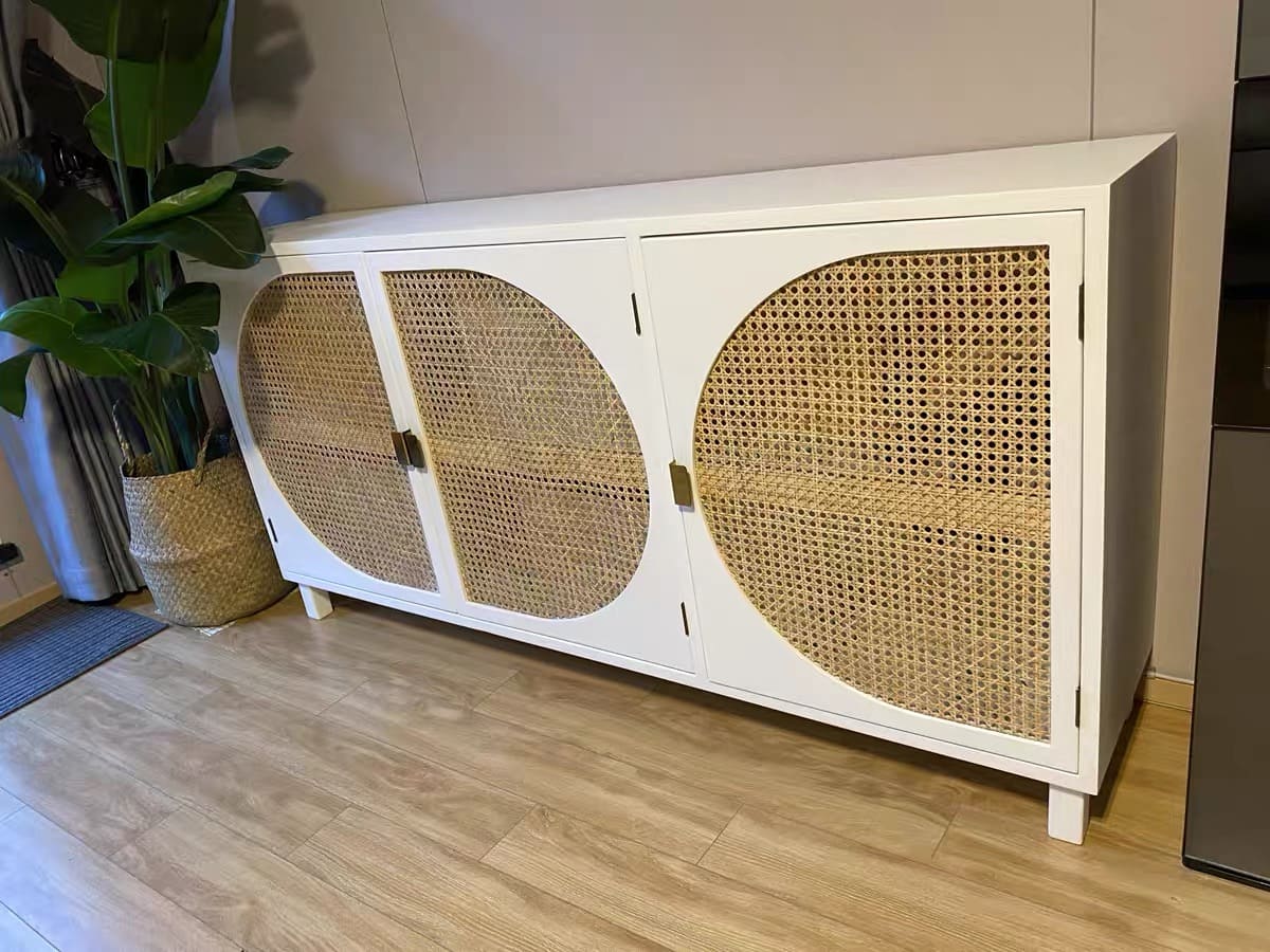 buffet en cannage, petit buffet en cannage, meuble buffet en cannage, grand buffet en cannage, buffet en cannage ikea, buffet en cannage maison du monde, buffet en cannage noir, buffet en cannage pas cher, buffet en cannage la redoute, buffet en cannage blanc, meuble en cannage amazon, meuble en cannage arrondi, buffet cannage arrondi, buffet cannage atmosphera, buffet cannage amazon, buffet cannage avec tiroir, buffet cannage alinea, buffet cannage arche, buffet cannage ampm, meuble cannage atmosphera, buffet avec porte en cannage, buffet en bois avec cannage, buffet a casa, buffet à casablanca, restaurant buffet a casablanca Buffet blanc moderne à trois portes ornées de découpes circulaires en cannage rotin naturel
