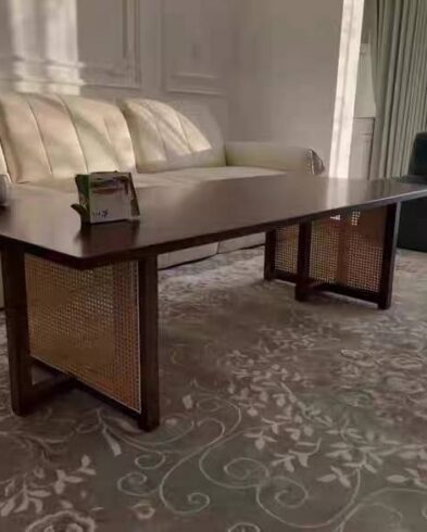 Table Basse Rectangulaire en Bois Sombre & Cannage